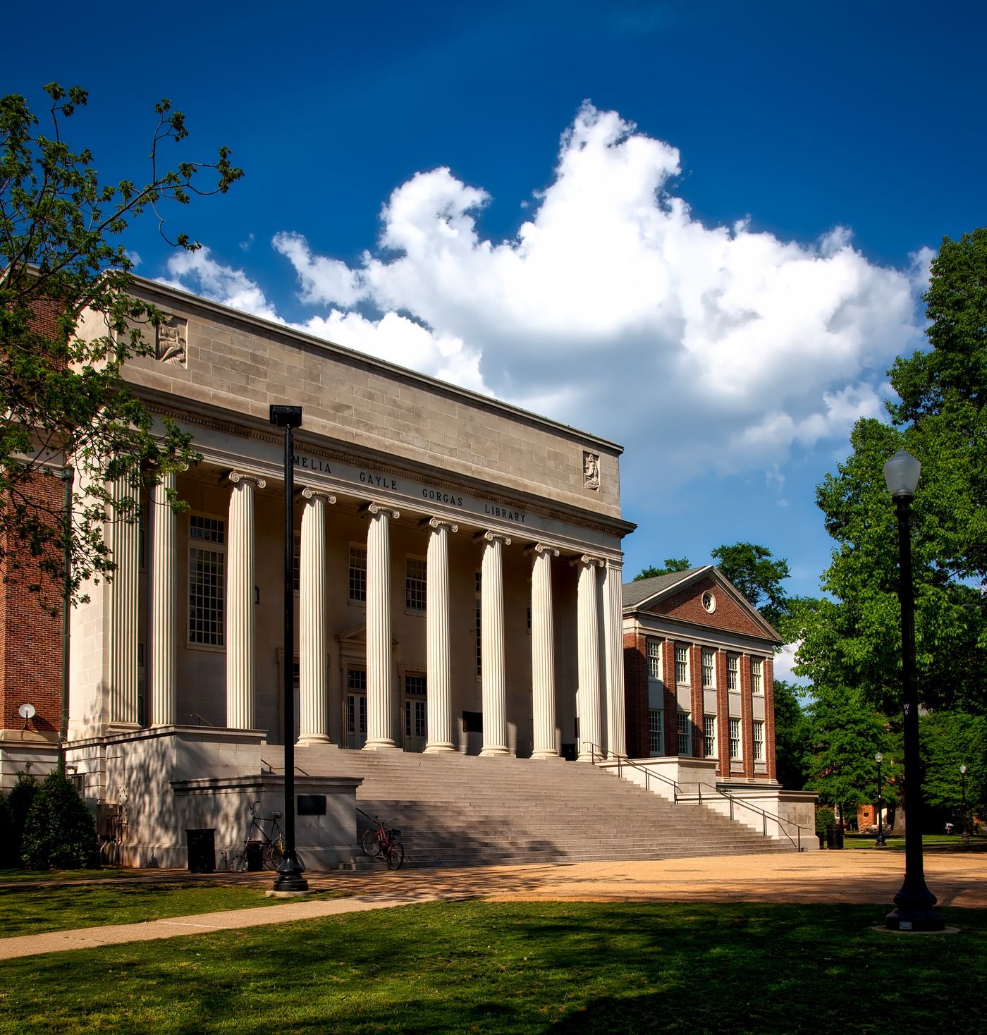 Students walking through a campus courtyard
